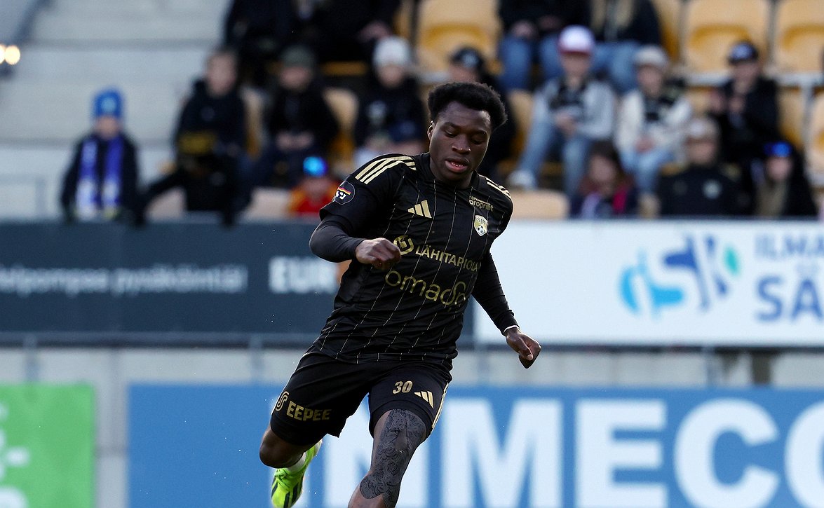 SJK:n Prosper Padera matkaa maajoukkuetehtäviin Veikkausliigakauden alla