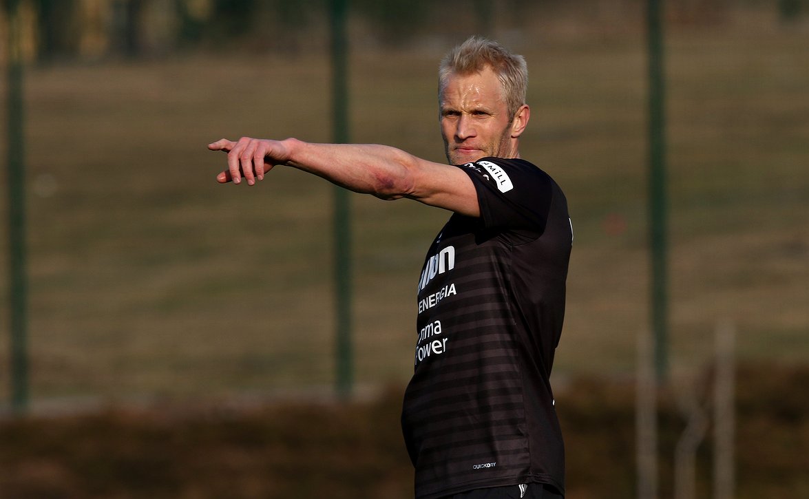 ​Pekka Lagerblom muistelee siirtoa Veikkausliigasta Bundesliigaan: "Tehty työ palkittiin"
