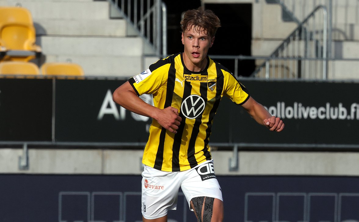 "Erityisen hienoa, kun nuoret pelaajat lyövät Veikkausliigassa läpi" - poikien maajoukkueet hyvässä nosteessa