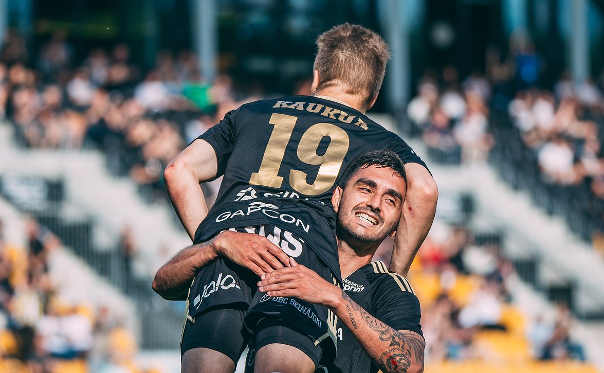 "Pitää vain pystyä olemaan armottomampia" - SJK-luotsi Gómez kaipasi lisätehoja voitosta huolimatta