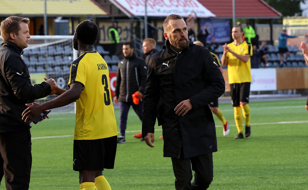 Honkavaara ja Ristilä nyt ykkösinä aktiivivalmentajista