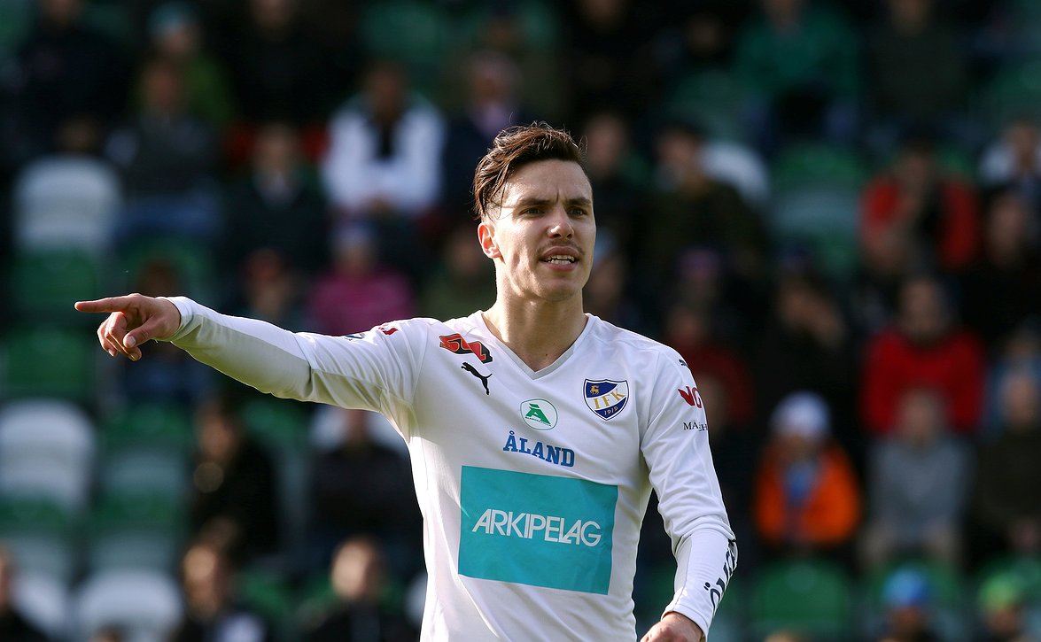 Duarte Tammilehto leikkauspöydälle