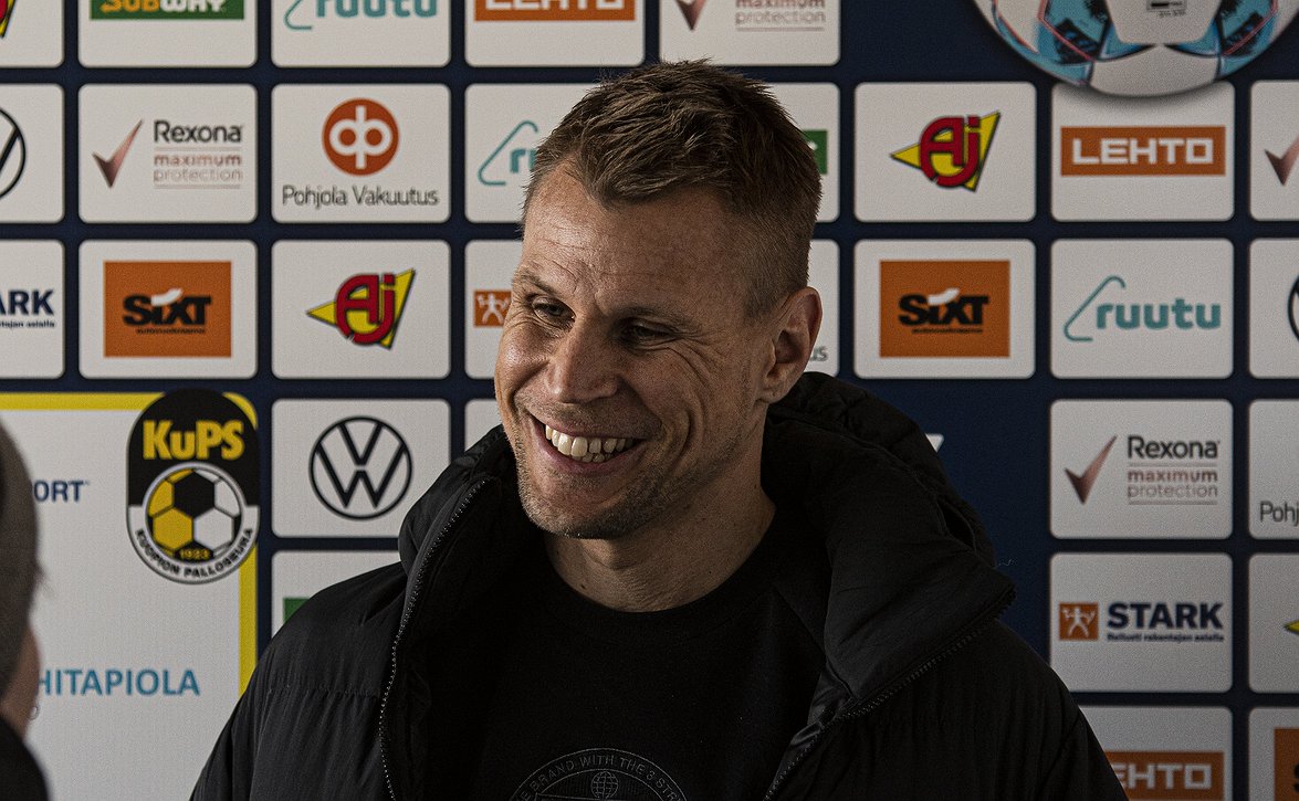 "Otimme suhteellisen varman rutiinivoiton" - Koskela kuittasi HJK:n esityksen tiiviisti