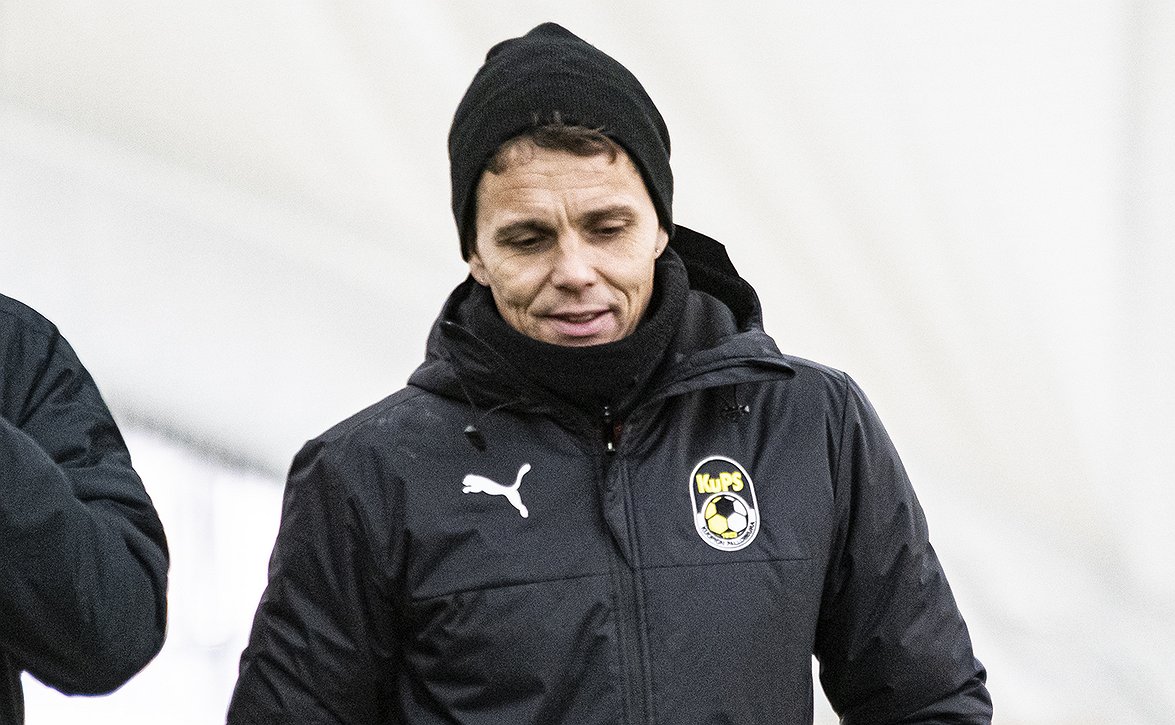 "Voimme taistella taas mestaruudesta" - Valakari luottaa KuPS:n peruspelaamisen toimivuuteen