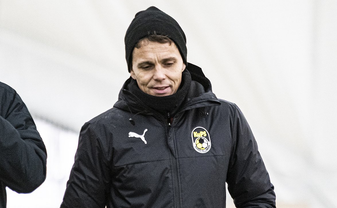 ​KuPS:n Simo Valakari nauttii joukkueensa asemasta – "Voittaminen ja menestyminen ovat mielenrauhaa"