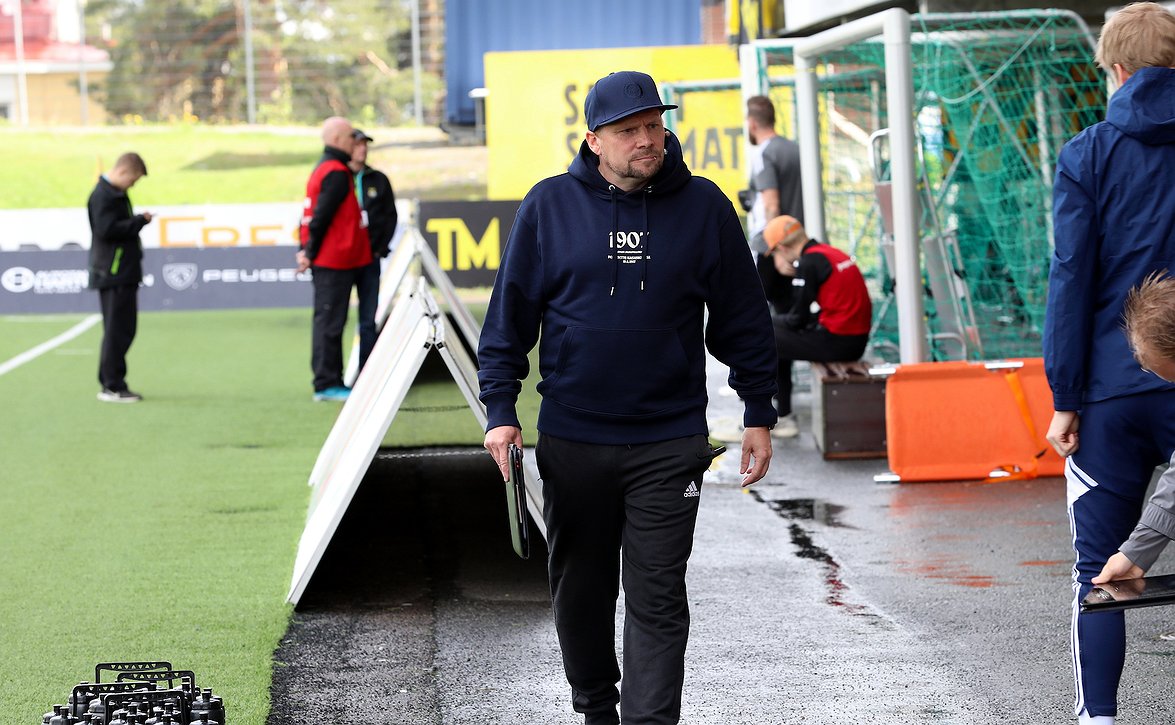 "Olemme tehneet pieniä viilauksia peliimme" - HJK:lla isot panokset torstaina Romaniassa