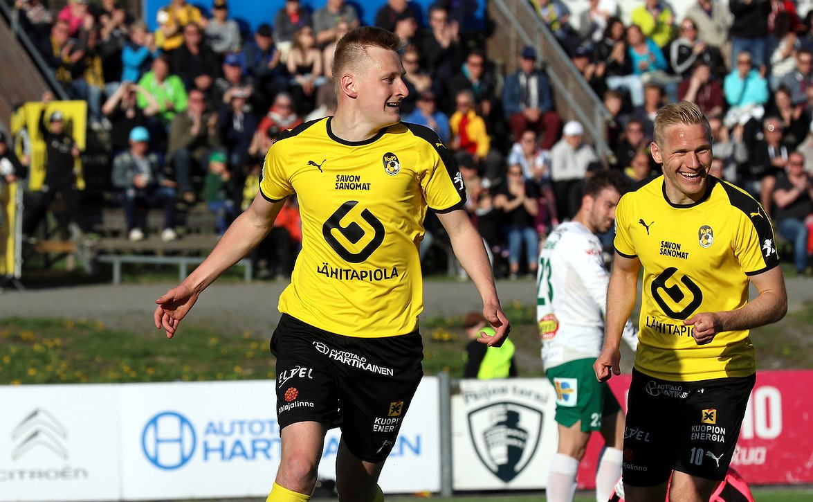 Liigan maalipyssy haluaa vaikuttaa Huuhkajissa jatkossakin - "Siitä taistellaan"