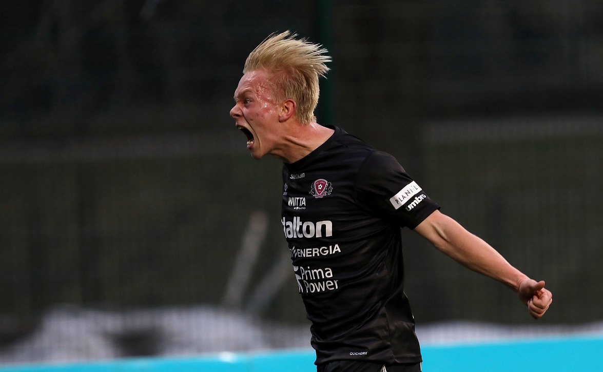 "Tykkään tehdä rumia maaleja" – Tomi Kultin ensimmäinen Veikkausliigamaali toi pisteen FC Lahdelle