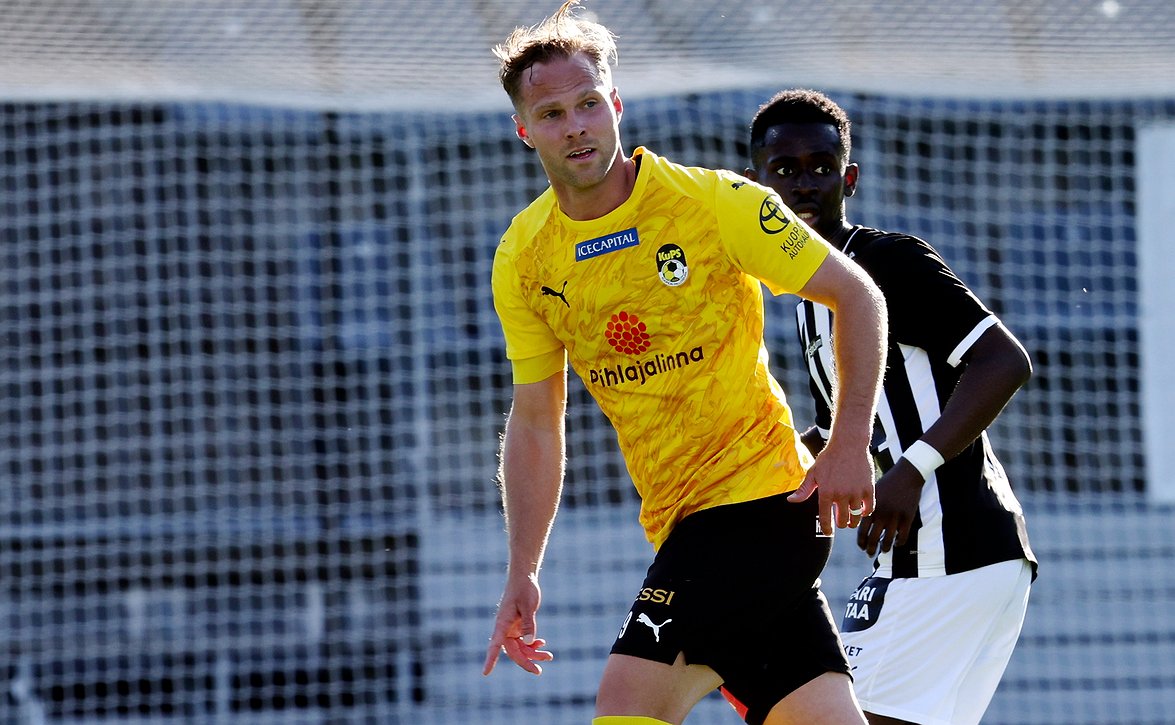 KuPS:n Gustav Engvall perää aktiivisuutta torstaina - "Emme saa antaa heille mitään avausosassa"