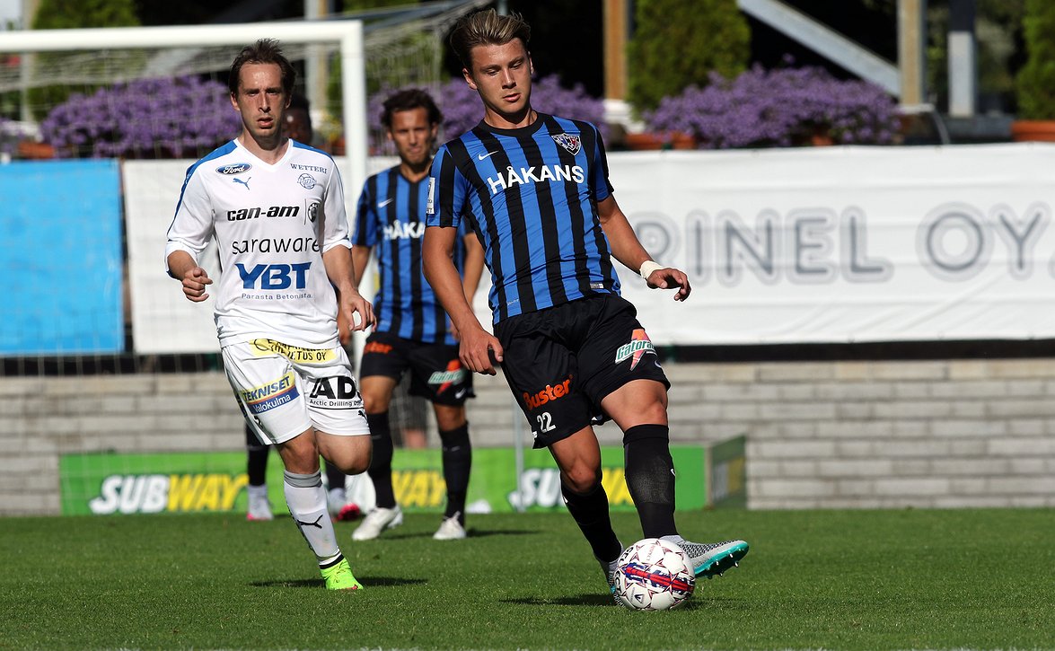 Alle 18-vuotiaiden avaus Moldovaa vastaan