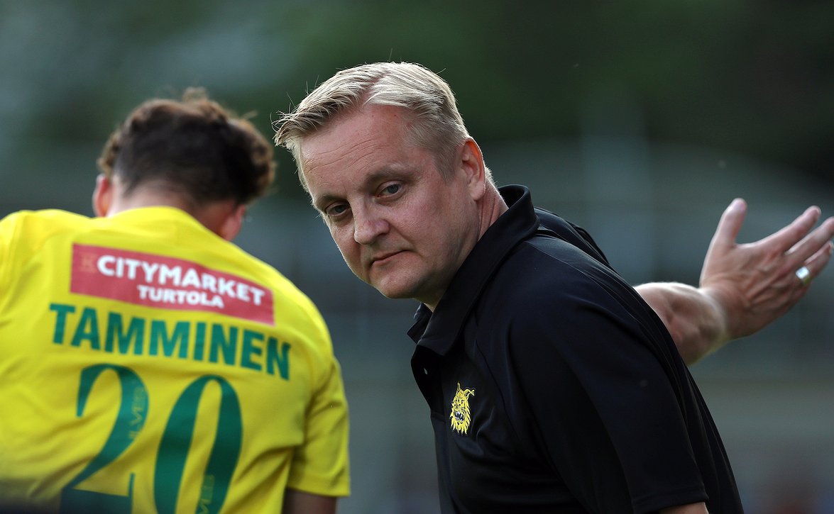 Wiss Ilveksen voitosta: "Hieno esitys ja peli-ilme"