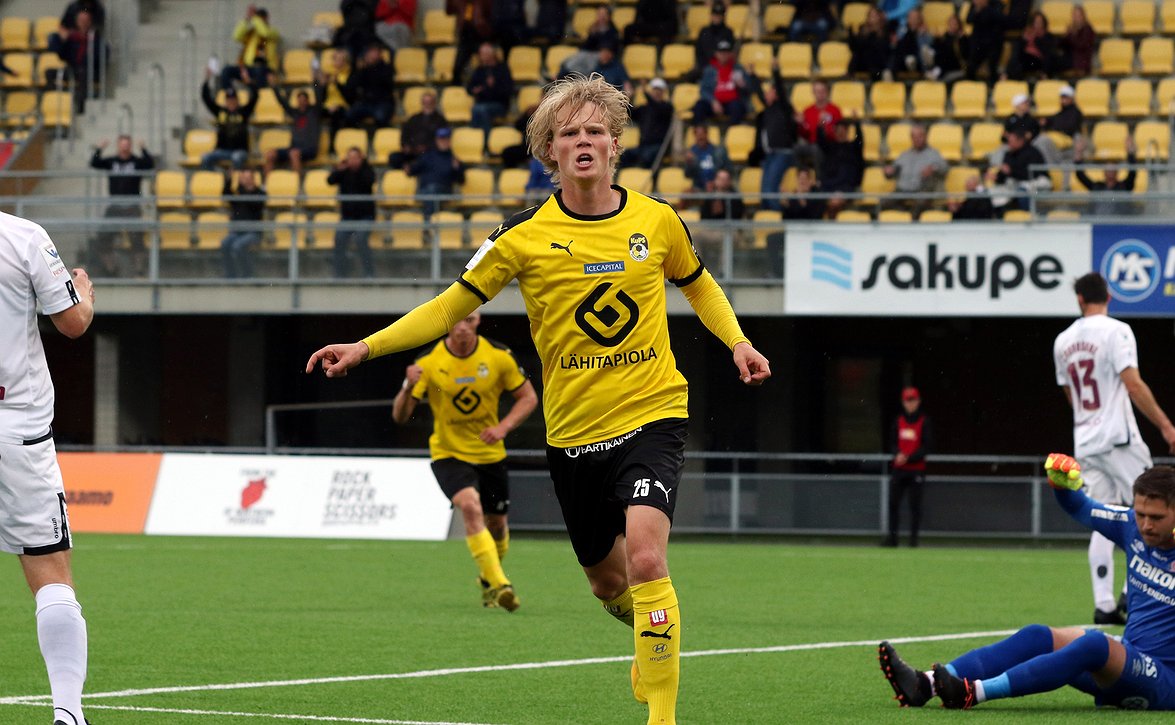 "Saimme tosi hyvän ottelun tähän vaiheeseen" - KuPS kaatoi AC Oulun