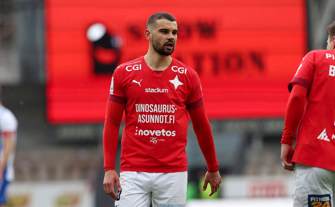 Sergei Eremenko siirtyy Jaroon 