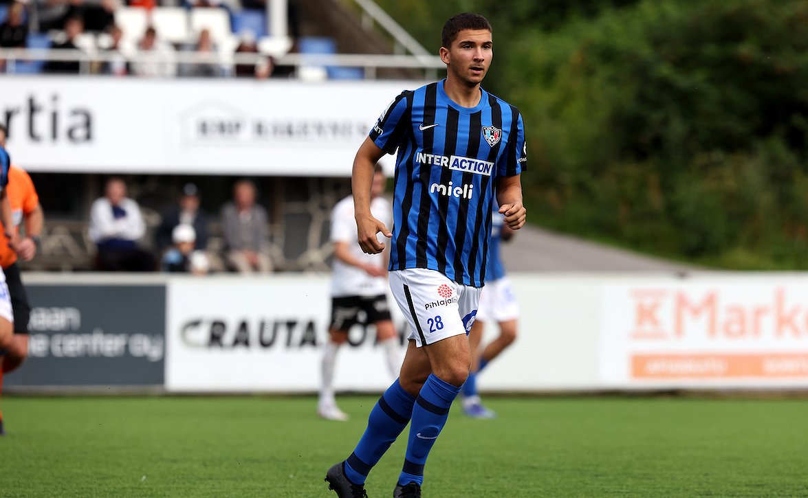 Roope Kantolan PIF-laina hyvää saumaan