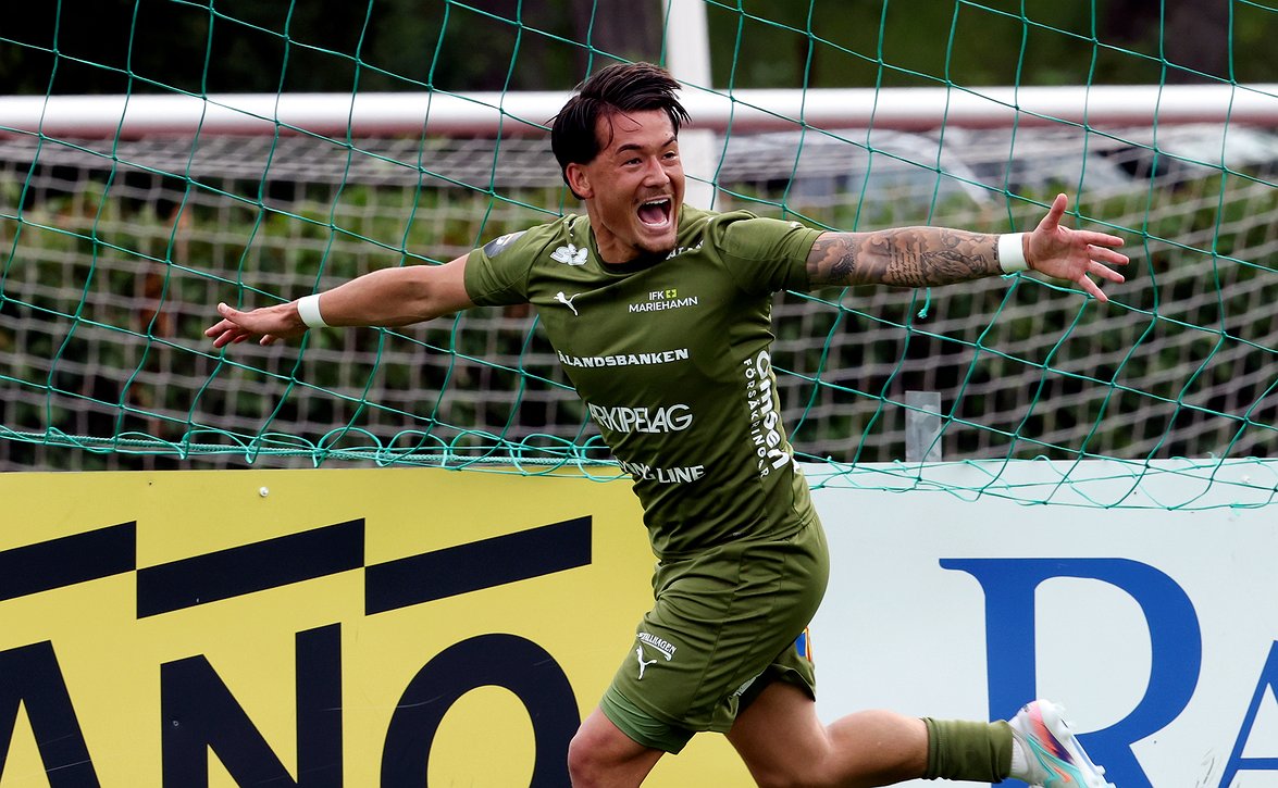 ​IFK Mariehamnin Adam Larssonin pelikunto tällin jäljiltä kysymysmerkki