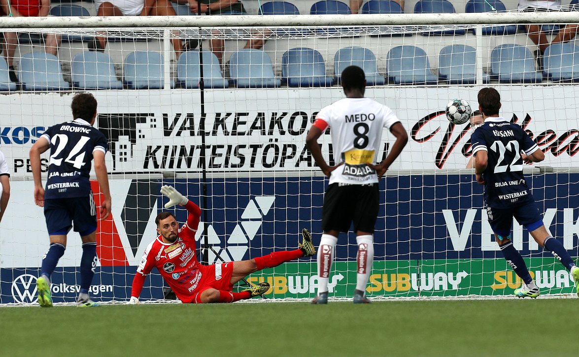 Tainio myönsi HJK:n paremmuuden: "Ei siinä ole nokan koputtamista"