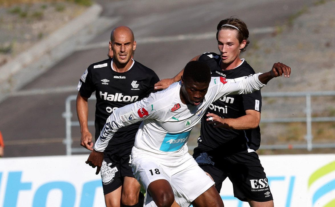 Lahden helteessä jaettiin pisteet (FC Lahti - IFK Mariehamn 1-1)