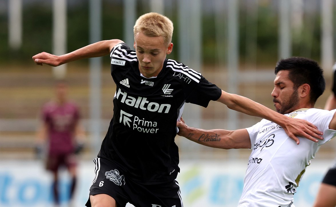 ​"Debyytti on aina debyytti" – FC Lahden lupaukset Pasanen ja Jokiranta saivat tulikasteensa