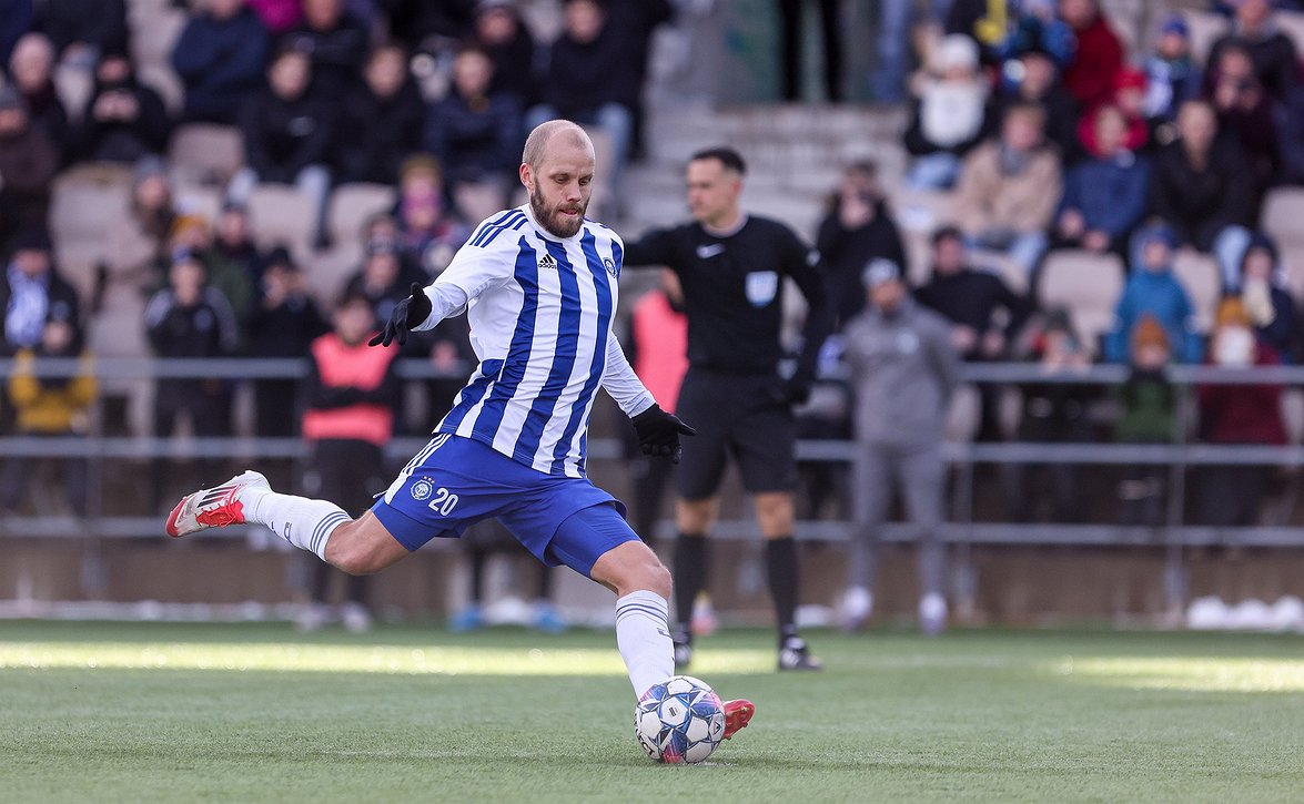 ​HJK Liigacupin finaaliin – vajaamiehinen KuPS kaatui välierässä