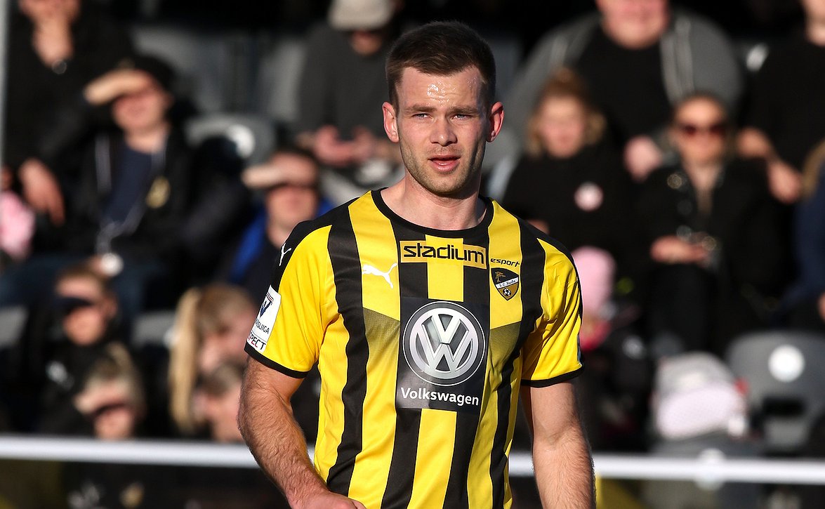 ​Kokemusta takalinjoille – IFK Mariehamn hankki Huuhkajissakin pelanneen puolustajan