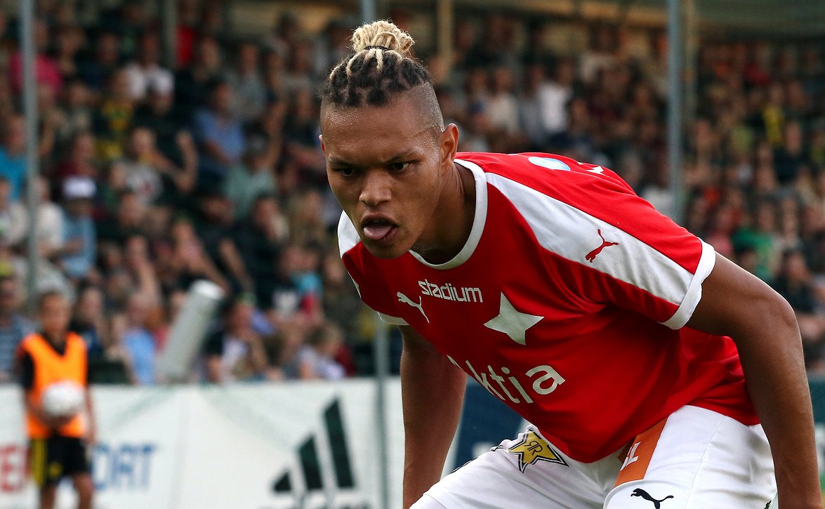 "Täällä on hyvä olla" - Macario Hing-Glover pitkän loukkaantumisen jälkeen taas HIFK:n riveissä
