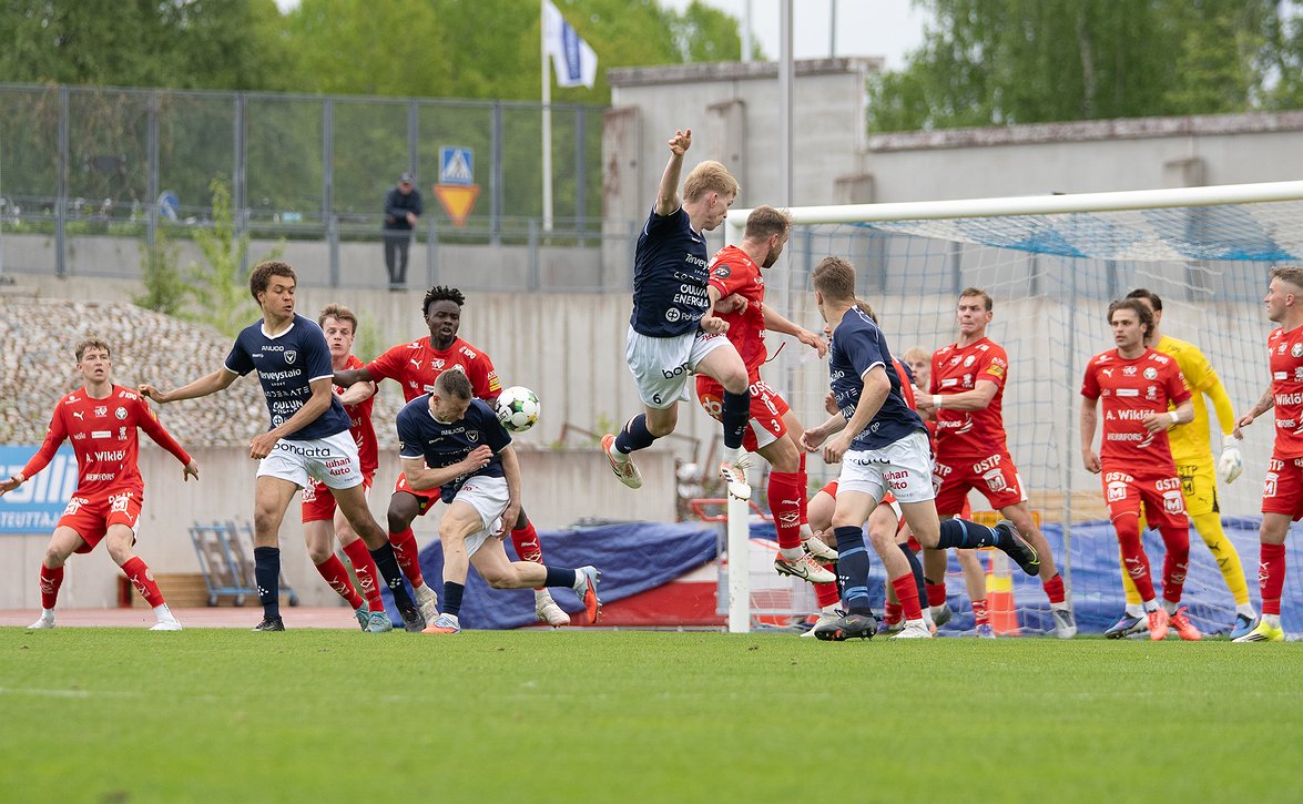 AC Oulu nousi voitolla kakkossijalle (AC Oulu-FF Jaro 2-1)