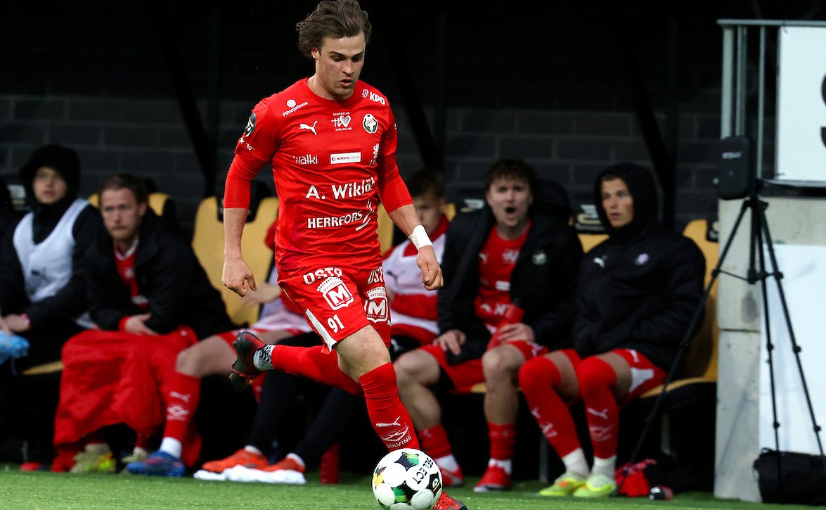 Nyt on paljon pelissä - Veikkausliiga-podcastin vieraana FF Jaron Ville Vuorinen