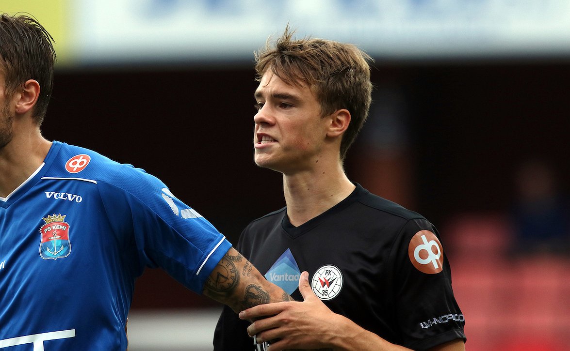 Leo Väisänen ja RoPS sopimukseen