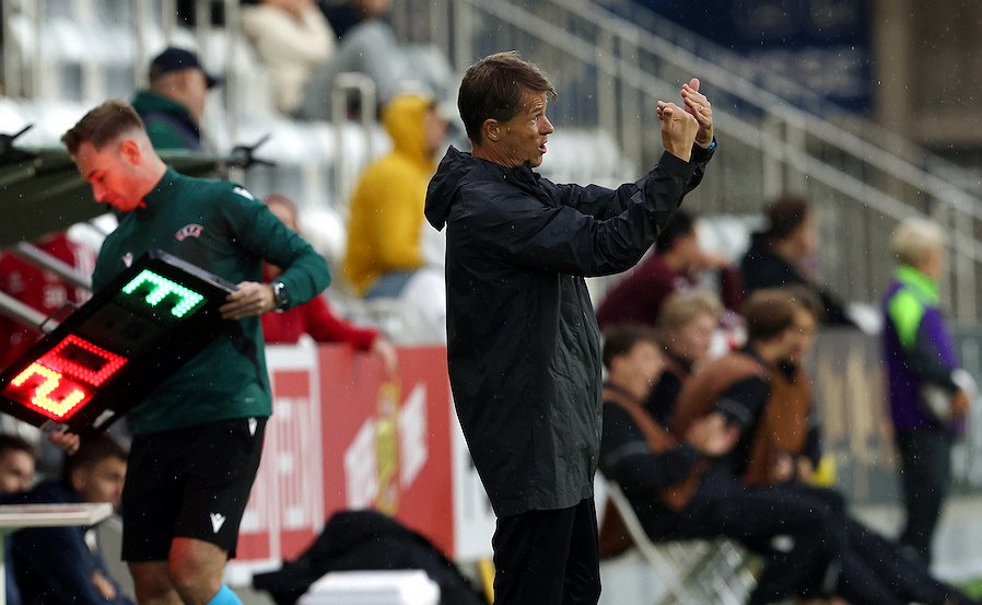 "Mikään ei tule annettuna" - Pikkuhuuhkajat valmiina kaikkeen Romaniaa vastaan