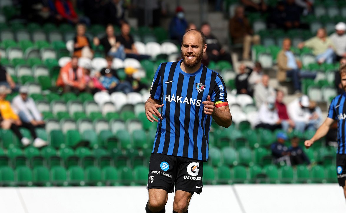 ​Timo Furuholm ja Demba Savage Veikkausliigan TOP10-maalintekijälistalla