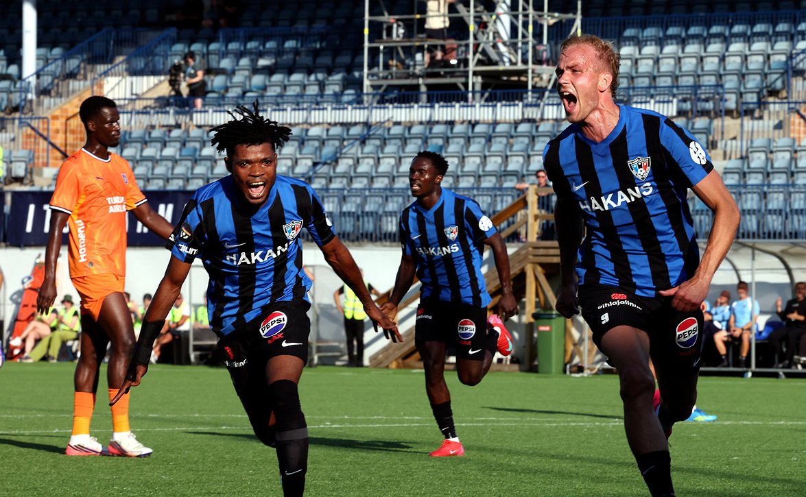 "Loistava tulos ja ansaittu voitto" - Inter kirjoitti historiaa monin tavoin