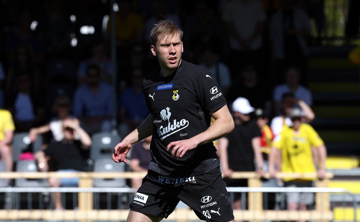​KuPS-paitaan palannut Taneli Hämäläinen SS:lle: "Haagista tarttui mukaan terävyyttä"