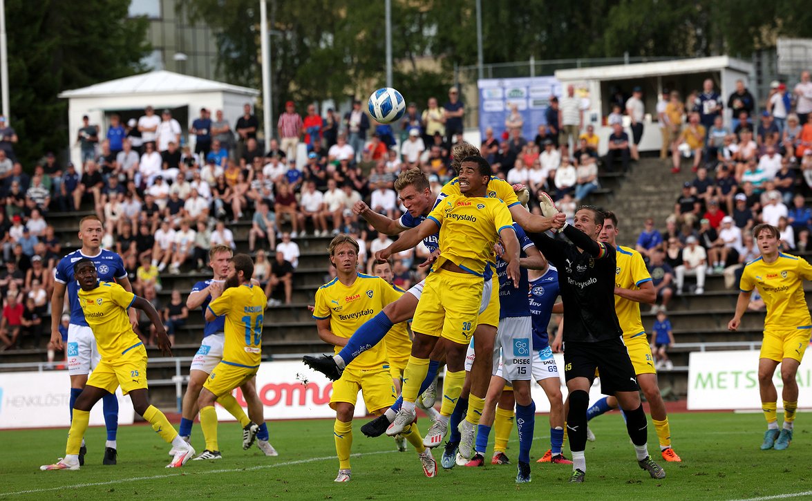 Gnistan ja EIF vahvoilla Ykkösessä