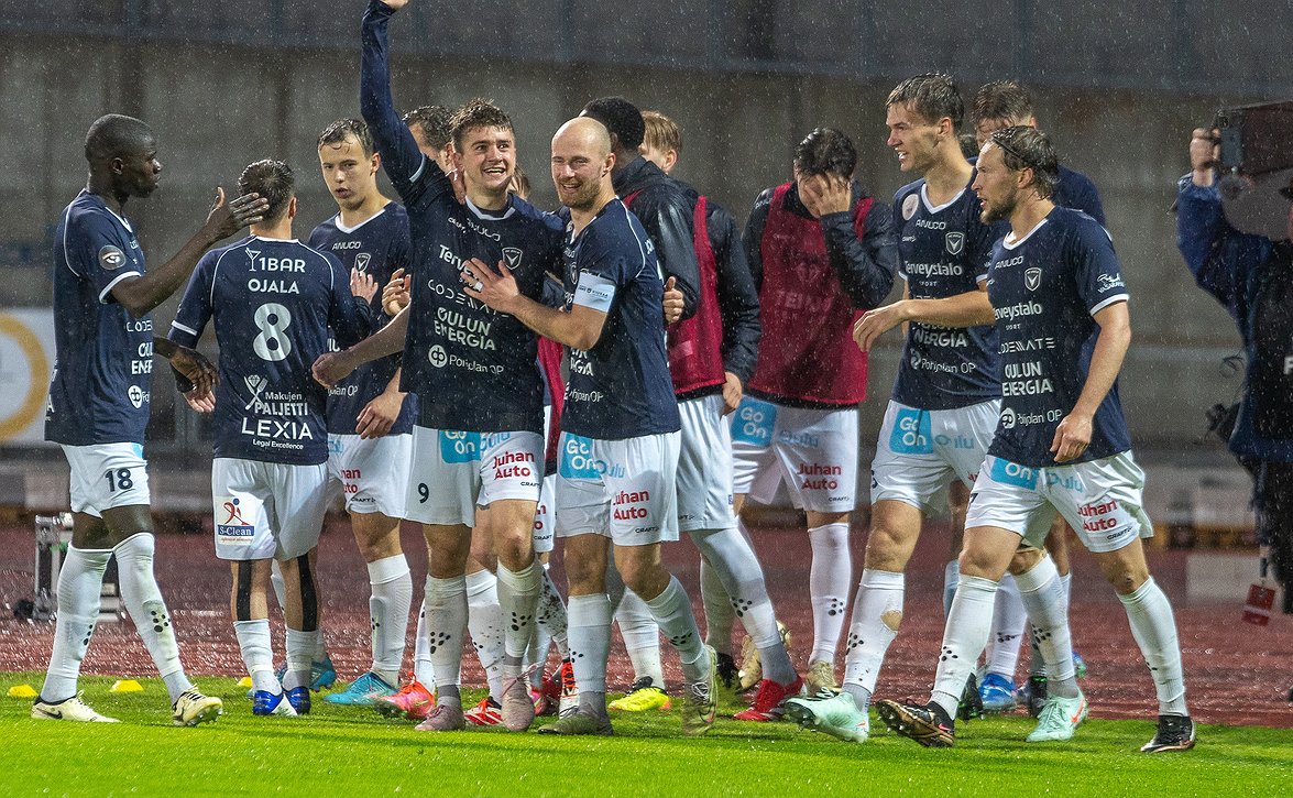 AC Oulu hankki laiturin KäPasta - Elias Kallio kaksivuotiseen sopimukseen