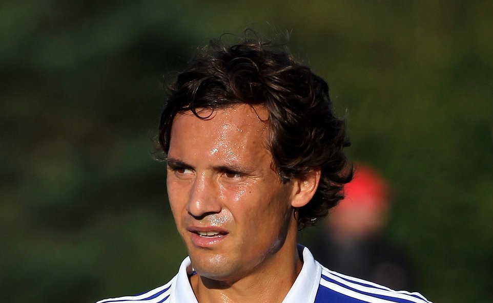 Sebastian Mannström vahvistamaan Interiä