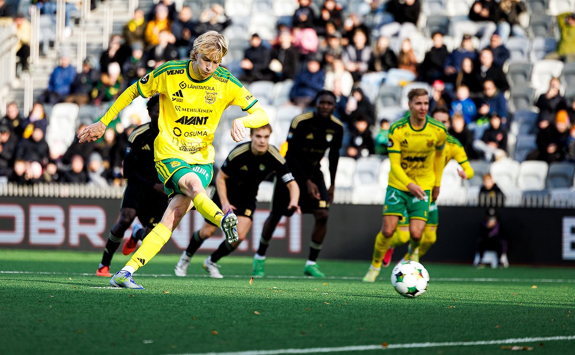 Ilves vahvan syksyn päätteeksi voittoon (Ilves-SJK 2-0)