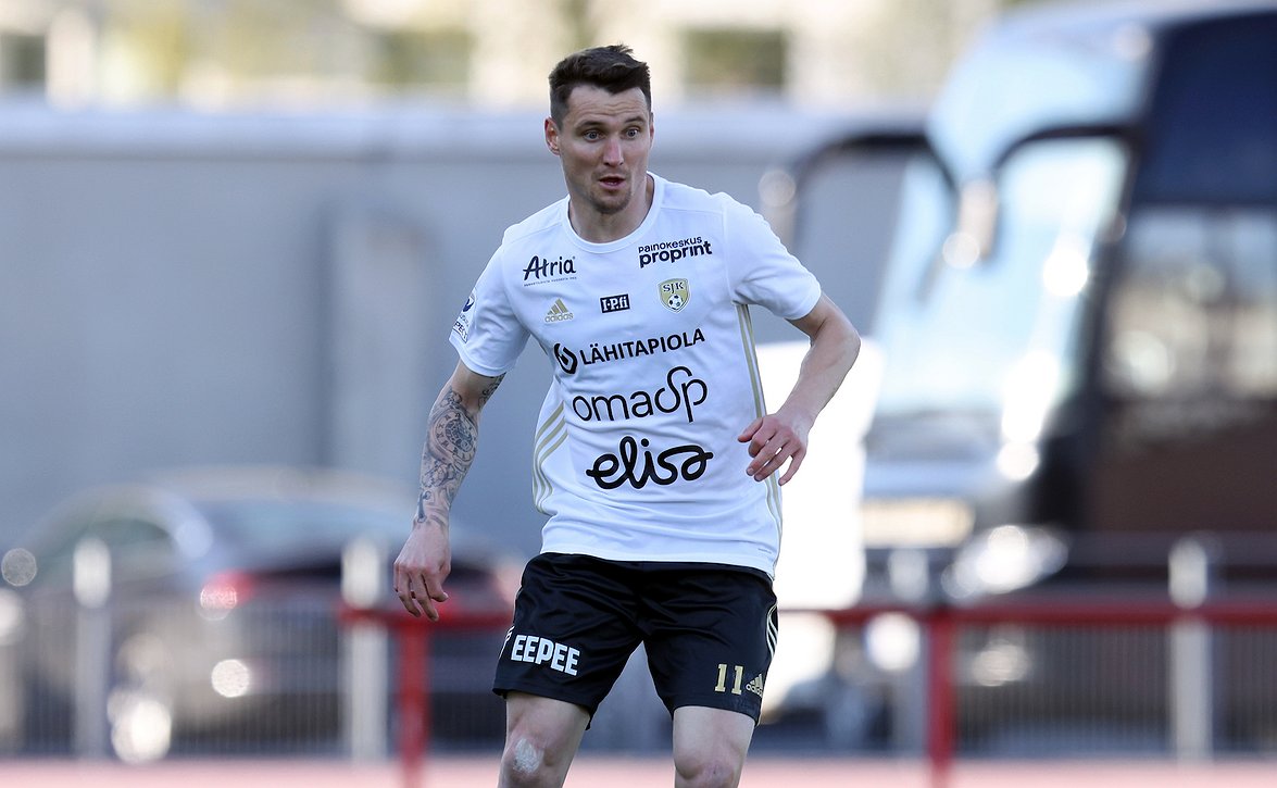 ​SJK-kolmikko haki tuntumaa SJK Akatemian riveistä Kakkosesta
