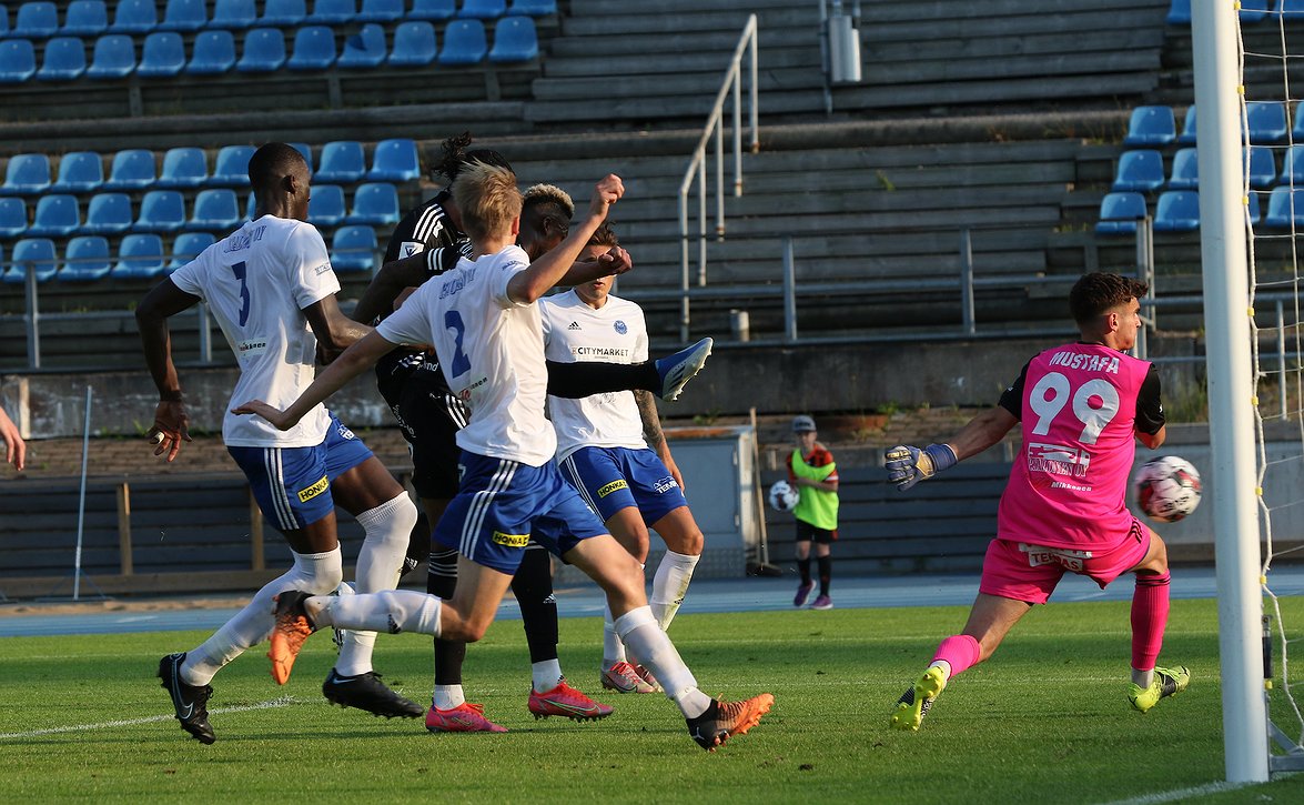 Hakalla historialinen kohtaaminen: "Mikä sen parempaa"