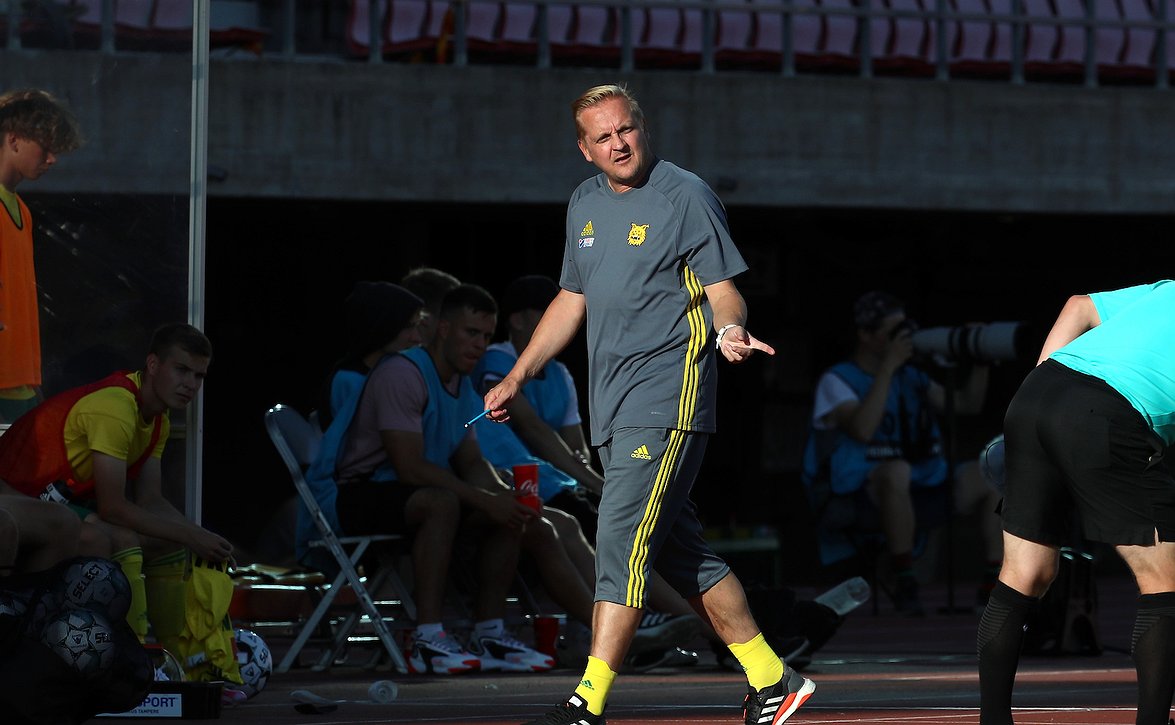 "Saa nähdä, jatkavatko samalla tavalla" - Wiss mietteliäänä KTP:n valmentajatilanteesta