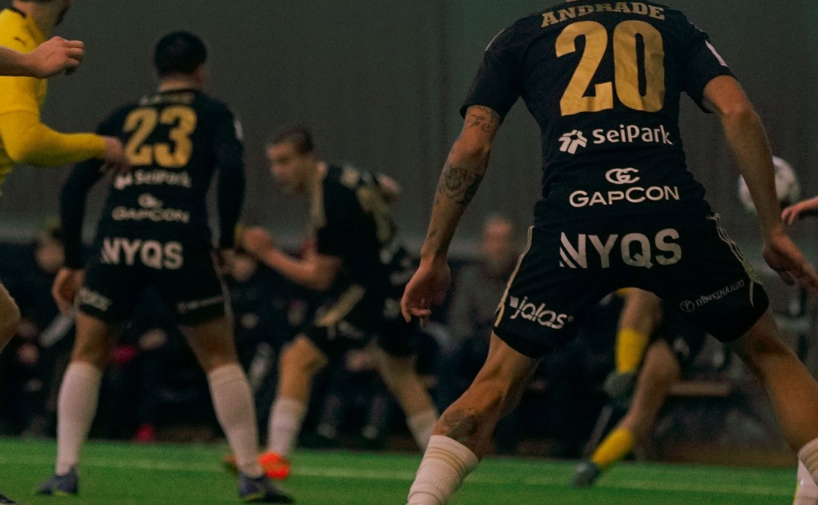 SJK palasi harjoituskentälle - Stevie Grieve alkaa ajamaan ajatuksiaan joukkueelle