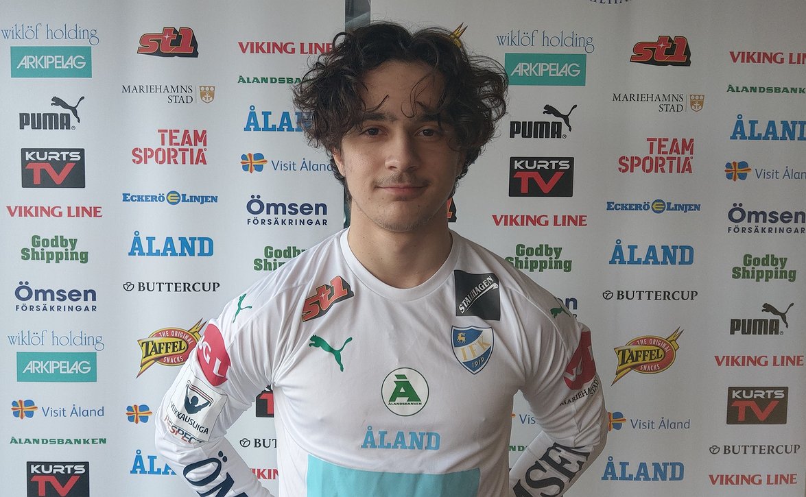 ​"Kovaa hävitä ottelun viimeisellä potkulla" – IFK-luotsi Syberyjski kiitteli kuitenkin pelaajiaan