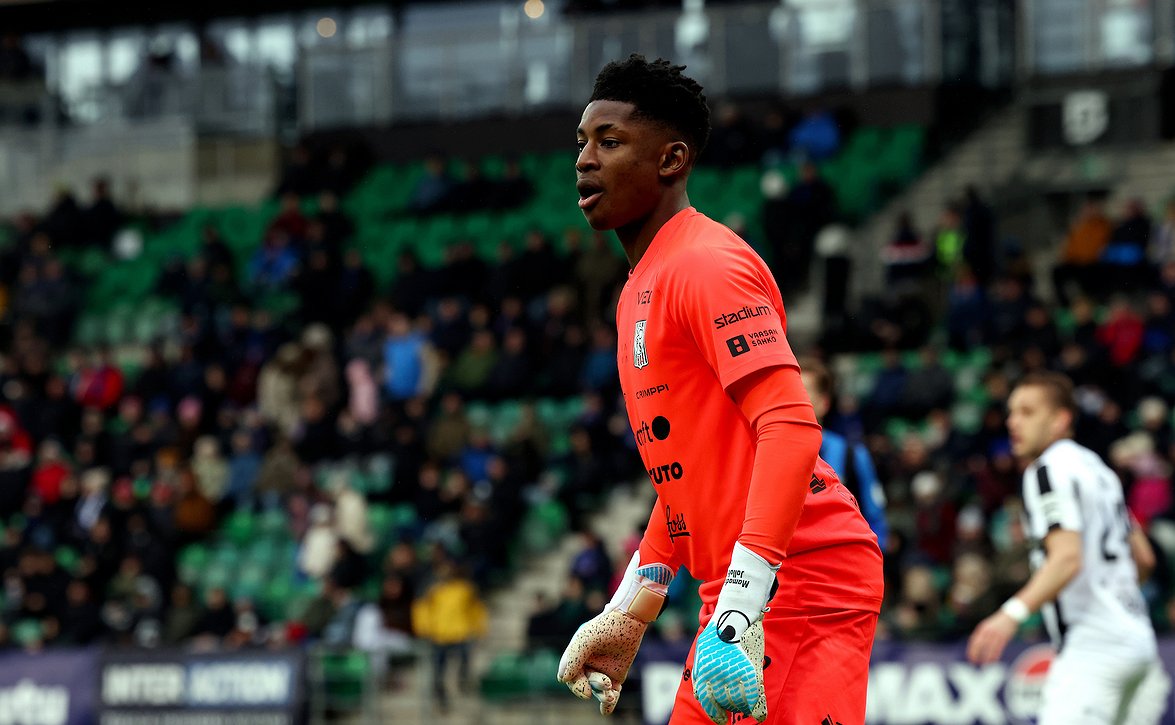 "Iso matsi, iso taistelu" - VPS-maalivahti Mamadou Jalloh lupaa derbyvoittoa kannattajille