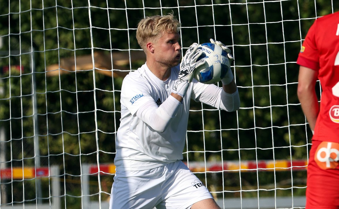 ​Joona Tiaisen ura jatkuu Ruotsissa – sopimus Oskarshamnin kanssa