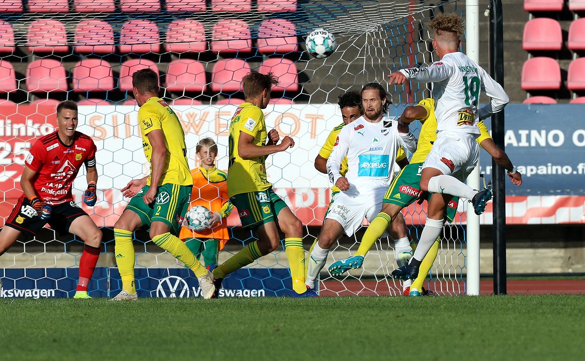 ​HJK ja Honka avasivat kauden ryminällä – mutta on maaleja ladottu ennenkin