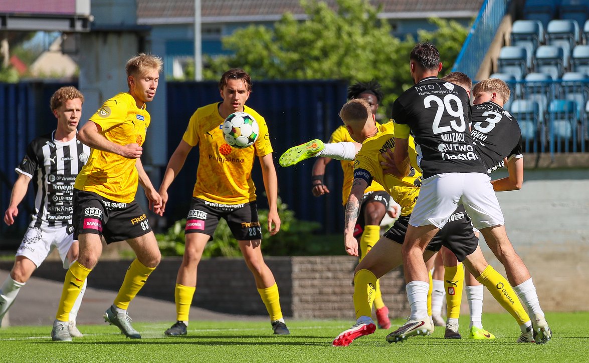KuPS nipisti pisteet matkaansa Turusta (TPS-KuPS 1-2)