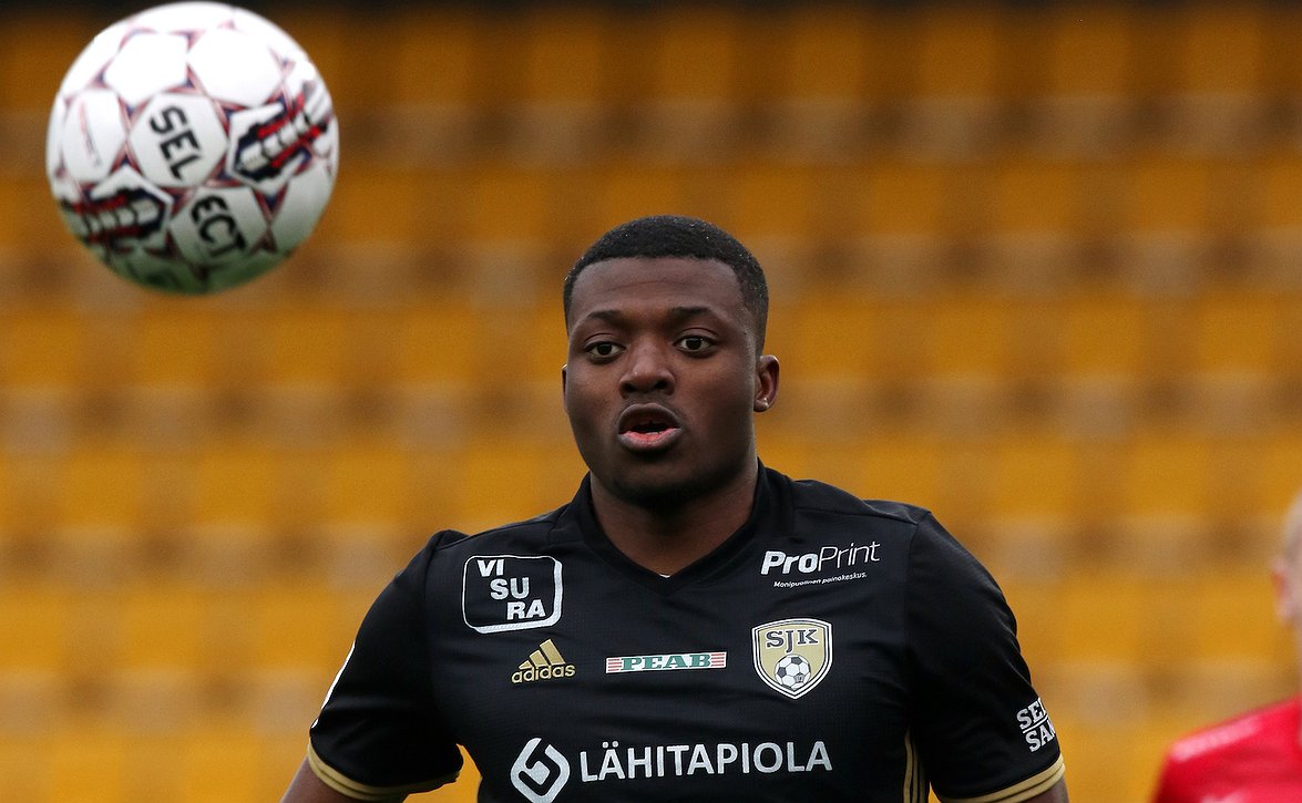 ​Aristote Mboma IFK Mariehamnin riveihin