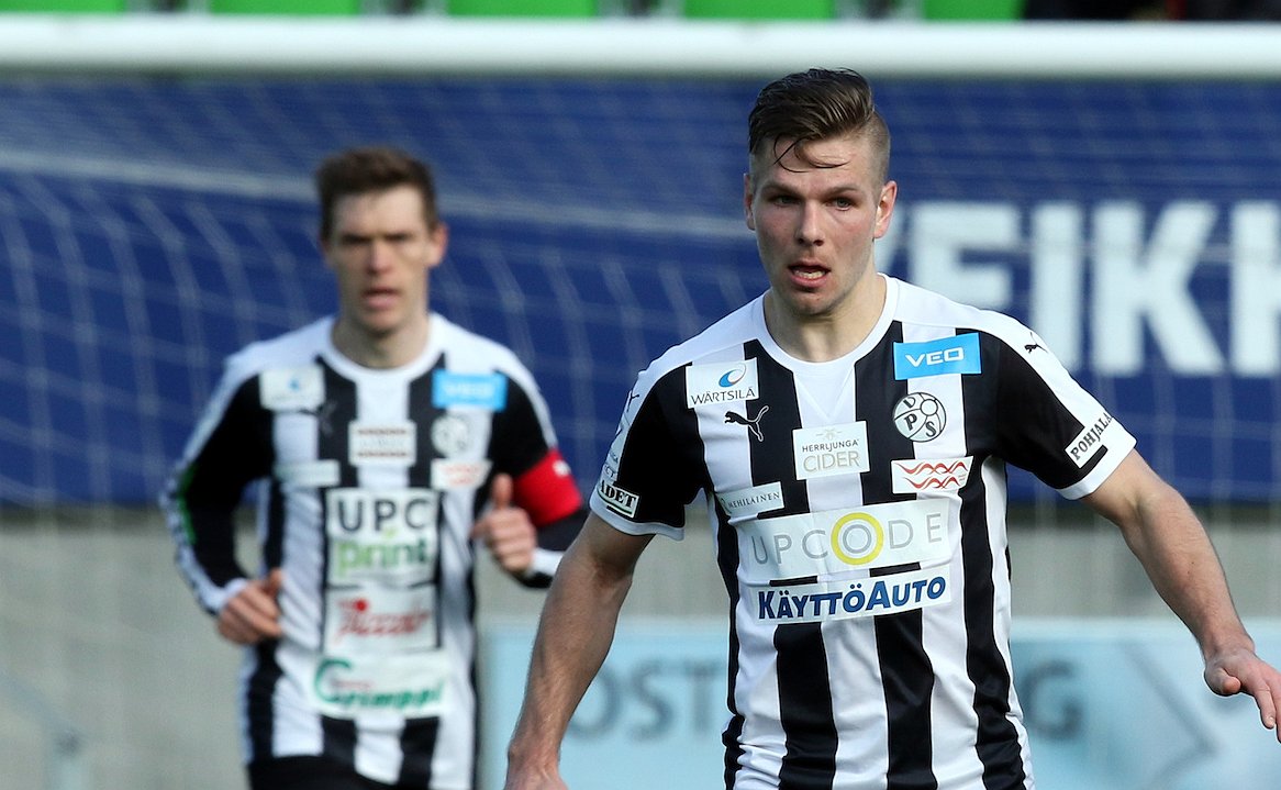 ​Teemu Pukki kuritti VPS:aa
