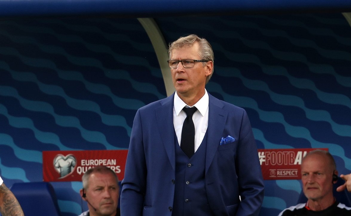 ​"HJK on jälleen suosikki" – päävalmentaja Markku Kanerva nimeää myös tukun haastajia