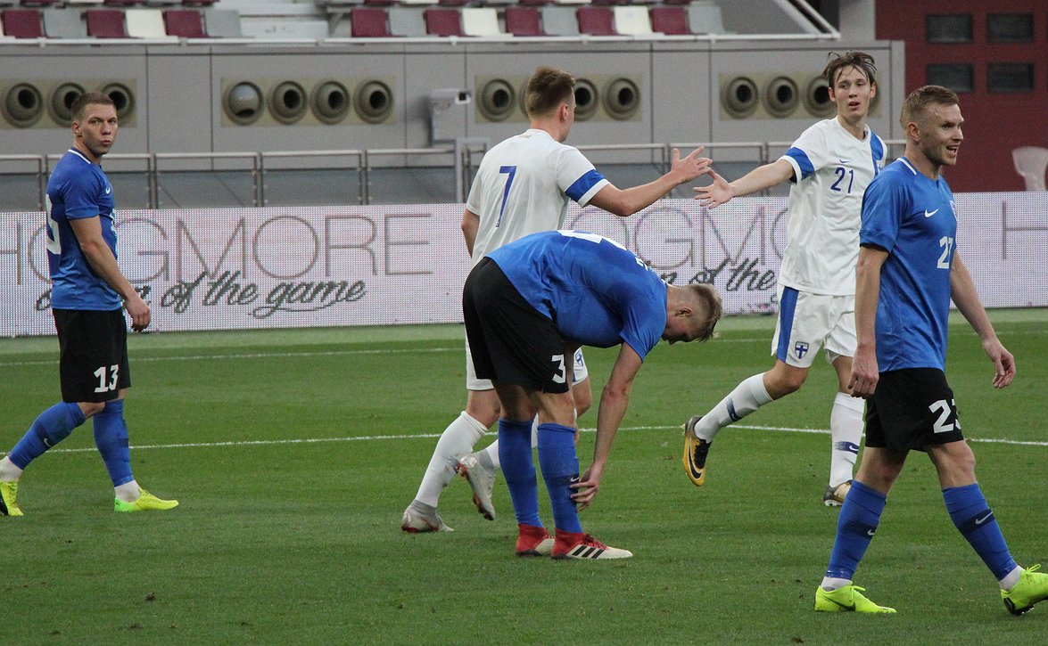 Huuhkajat kaatui saappaat jalassa Italialle