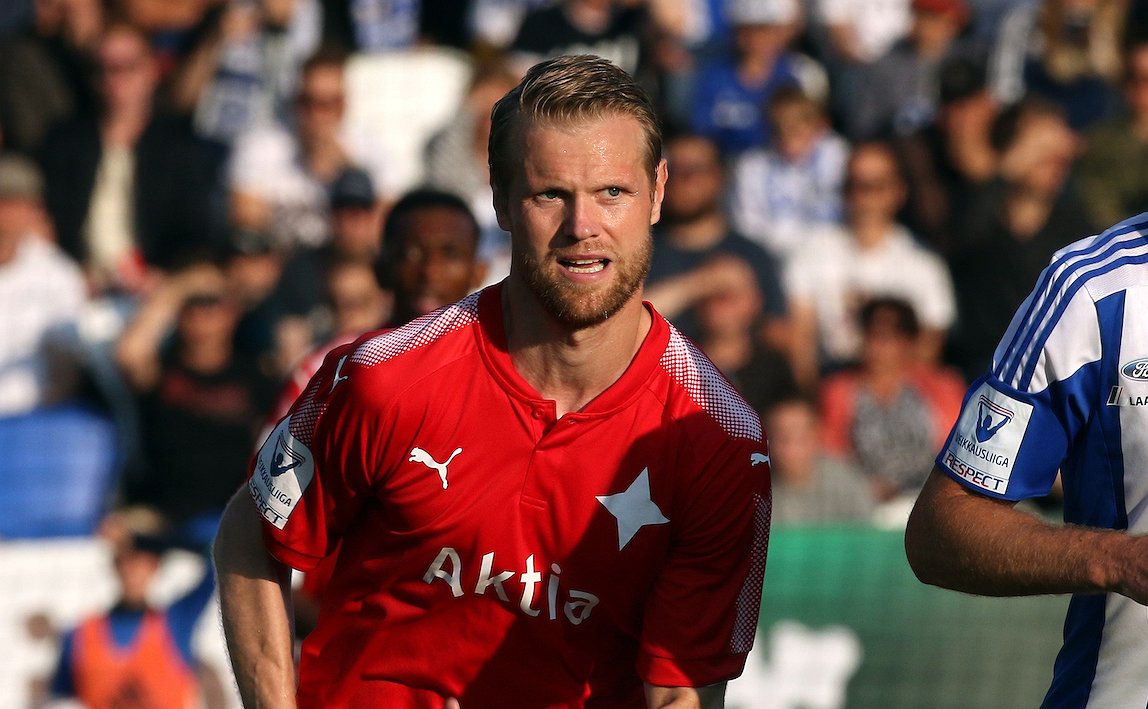 TPS testaa kolmea pelaajaa